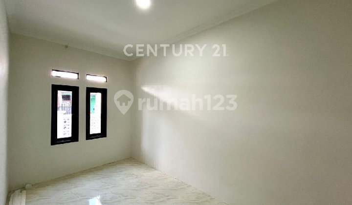 A Ready-to-Occupy Minimalist House in Griya Asri 2, South Tambun, Bekasi A Ready-to-Occupy Minimalist House in Griya Asri 2, South Tambun, Bekasi