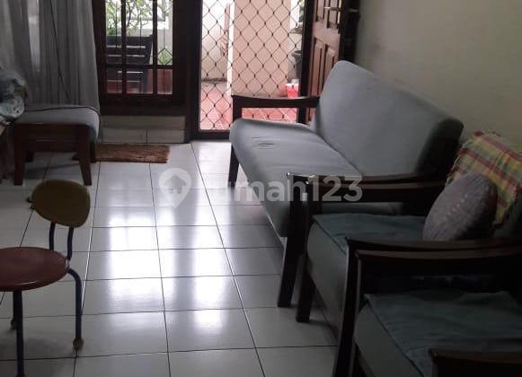 Dijual Rumah Murah Dan Berlokasi Strategis di Taman Galaxy, Bekasi Dijual Rumah Murah Dan Berlokasi Strategis di Taman Galaxy, Bekasi