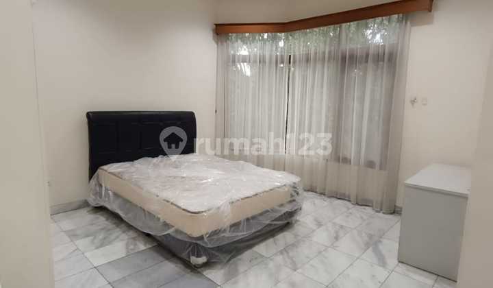 Rumah Mewah 2 Lantai di Jervois Park Tb Simatupang, Jakarta Selatan - Private Pool & Lokasi Premium 2