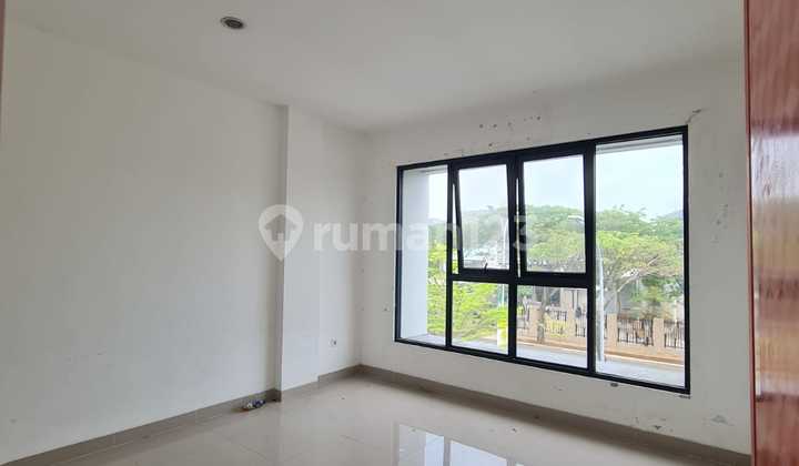 Ready-to-Use Shop House in Aerolink Citra 8, West Jakarta - Suitable for Office / Business