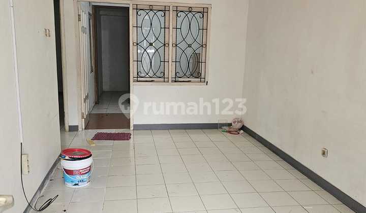 For Rent: Good Minimalist Affordable House in Harapan Indah Bekasi 2