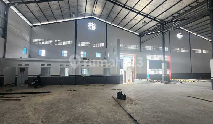 Gudang baru di Kawasan Industri Candi 1