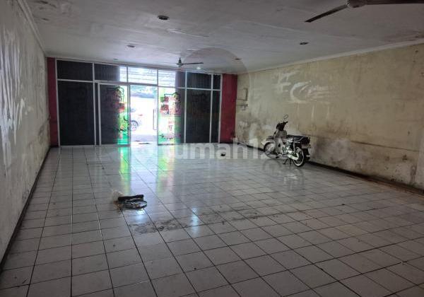 House Suitable for Business on Jalan Tentara Pelajar 1