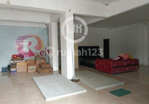 Ready-to-Use Shop House on Jalan Tentara Pelajar 1