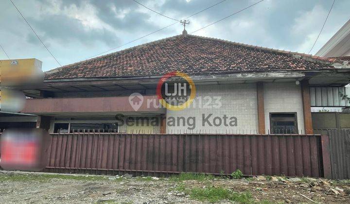 Bangunan rumah cocok untuk usaha di jalan Majapahit 1