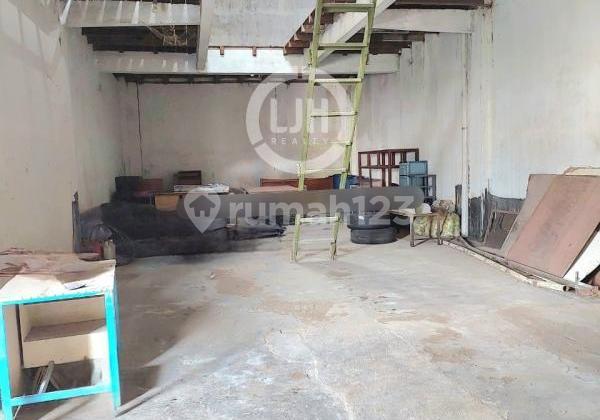 Gudang Siap Pakai di Jalan Kimar 2