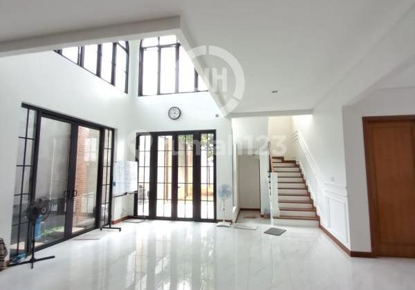 Rumah mewah di Jalan Telaga Bodas 1