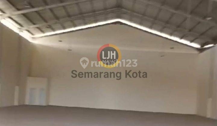 Gudang bagus di jalan raya Semarang - Demak 1