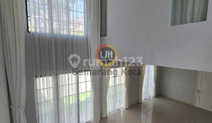 Rumah mewah di Citragrand 1