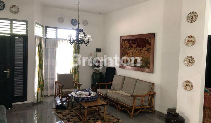 Di Jual Rumah Tinggal 2