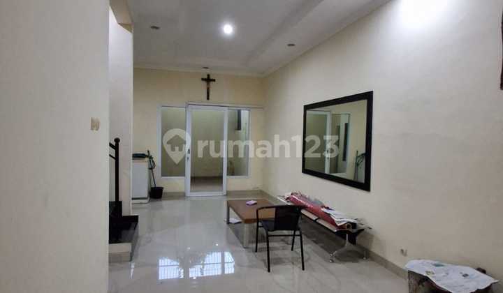 Rumah 2 Lantai Design Menarik Strategis Siap Nego