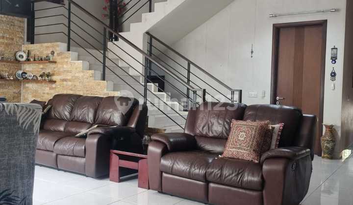 Strategic Premium Cluster 2-Story House