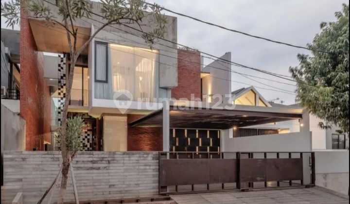 Rumah Design Menarik Ada Kolam Renang Strategis Siap Nego