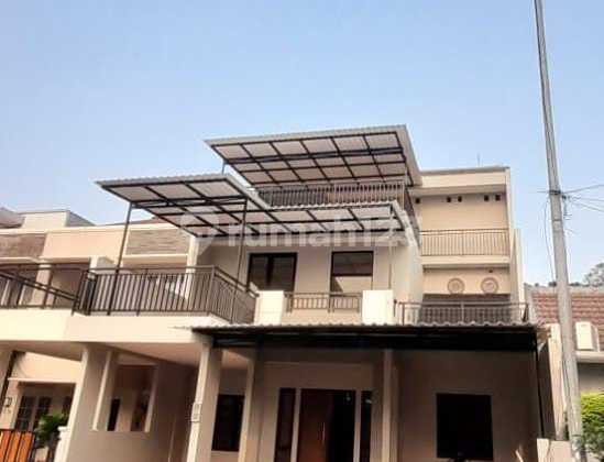 Beautiful 3-Story House Strategically Located Near the Station 1