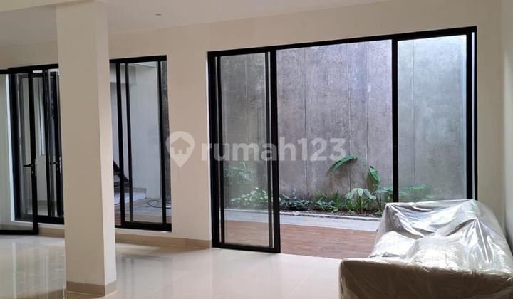 Interesting Design House Strategic Renovation Ready to Negotiate 2