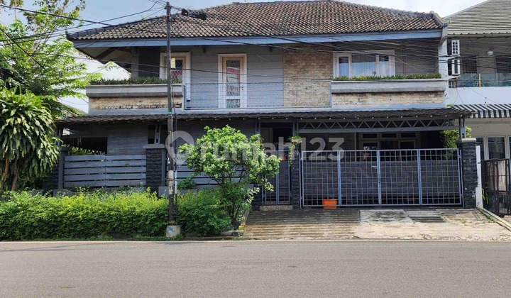 Strategic 2-Story Comfortable House Ready to Negotiate