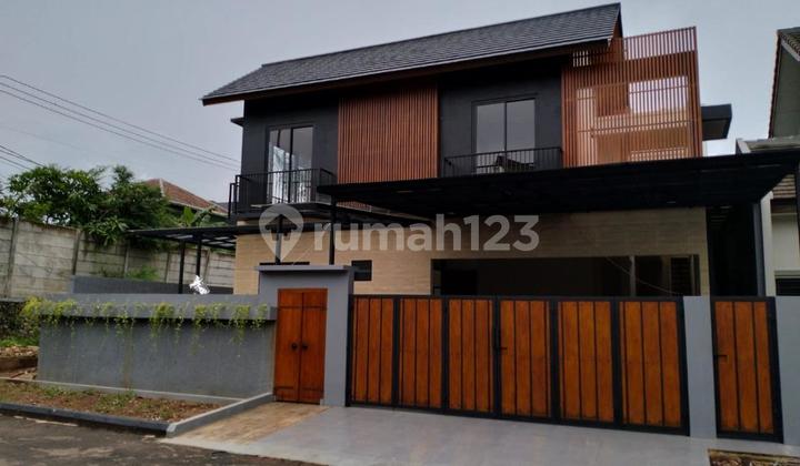 Rumah Hoek Baru Design Menarik Strategis