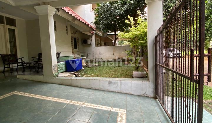 Rumah Nyaman Tidak Hadap Tetangga Strategis Siap Nego 1