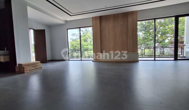 Rumah Baru 3 Lantai Design Menarik Strategis 2