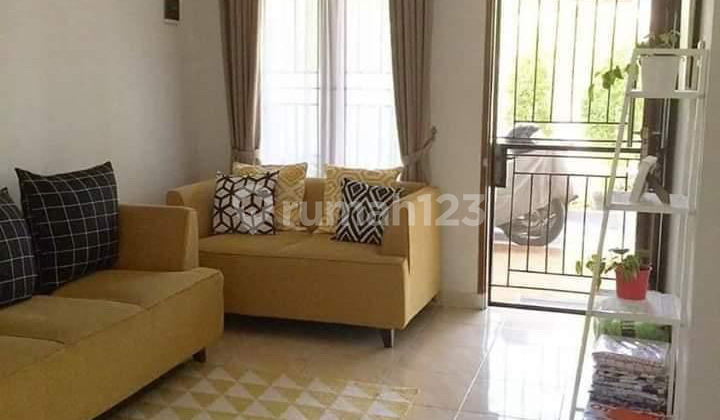 Single-Story House with 3 Bedrooms, Carport, Spacious, Strategic Location Near Buah Batu Toll Gate [182] 2