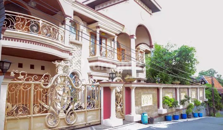 Rumah Mewah 3 Lantai, Jalan Semeru Kota Semarang Rumah Bagus SHM di Jl. Semeru No. 16, Karang Rejo, Gajahmungkur, Kota Semarang, Jawa Tengah, Indonesia, 50235, Semarang Barat 1