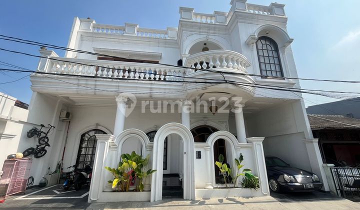 Rumah Mewah 2,5 Lantai Taman Aster, Cikarang Barat Bekasi Rumah Bagus 2