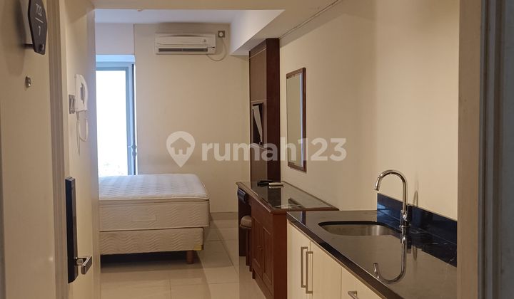 Louise Kiene Pemuda Studio Apartment in Semarang City Apartment 1 2