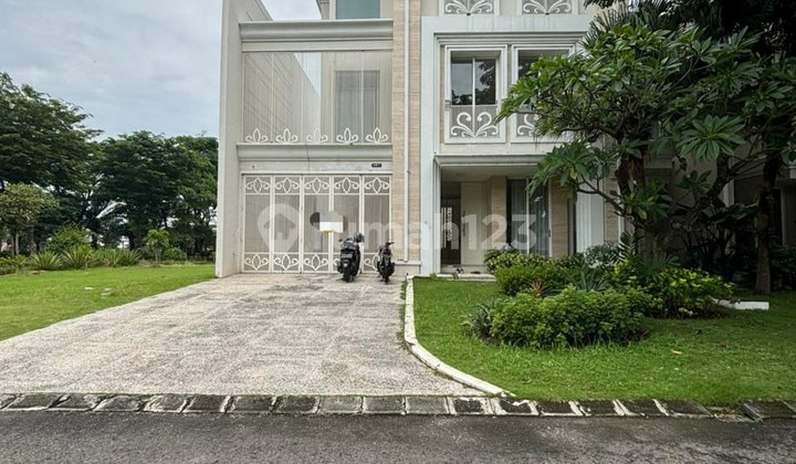 Dijual Rumah Pakuwon Indah Grand Embassy, Riz Golf Dijual Rumah Pakuwon Indah Grand Embassy, Riz Golf