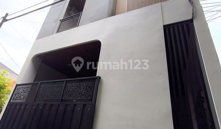 Sell New Fresh Kost Raya Manyar Tirto Fully Furnished 2
