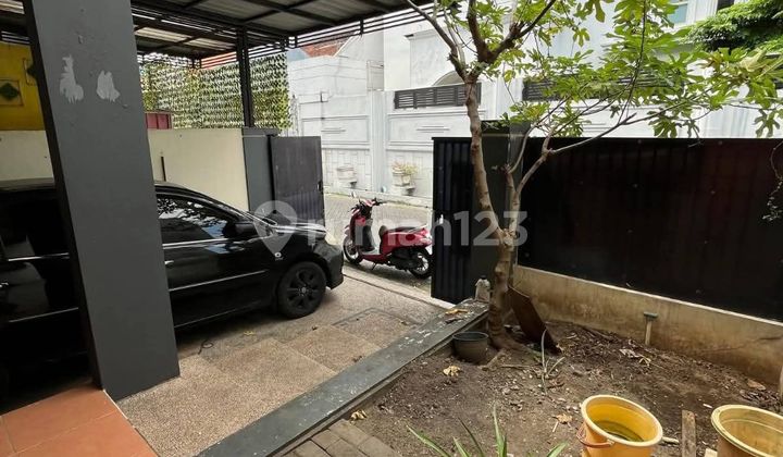 Jual Harga Butuh Rumah 2 Lantai Jambangan Indah 2