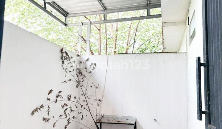 Jual Cepat Rumah 2 Lantai di De Casa Residence Lakarsantri 2