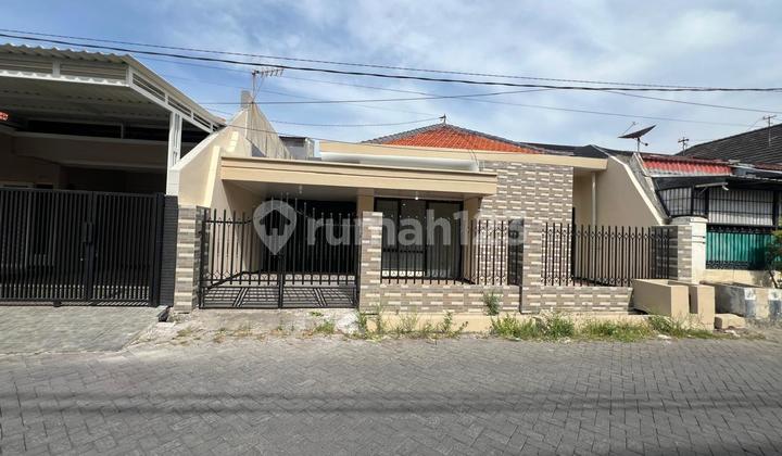 Spacious and Airy Dimensions in Lebak Indah Gading