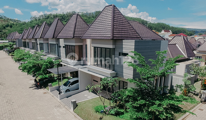 Dijual rumah Resort Premium dengan Clubhouse view Bukit di Ungaran Semarang 1