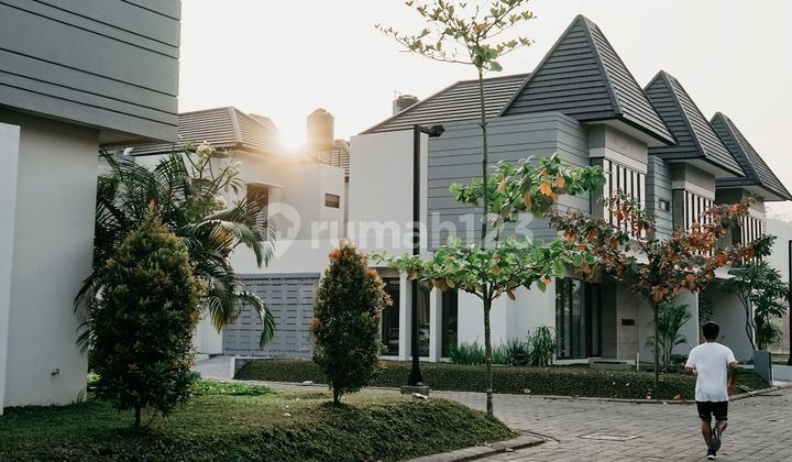 Dijual rumah Resort Premium dengan Clubhouse view Bukit di Ungaran Semarang 2