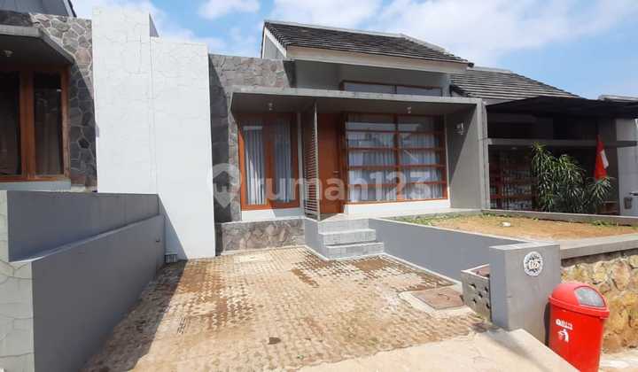 New Ready-to-Occupy House in Serra Valley Complex, Ciwaruga.