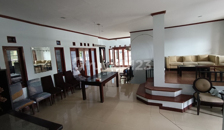 Ready to Occupy Furnished House in Strategic Location at Bukit Ligar Housing Complex.