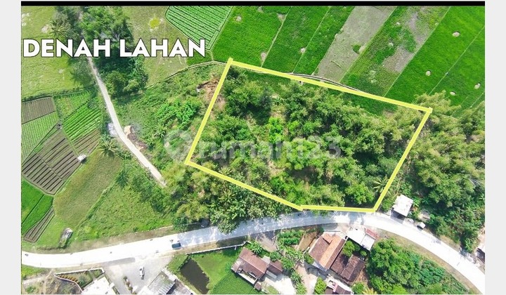 Expansive Land with Strategic Location on Jln Soekarno-Hatta, Leles Garut.