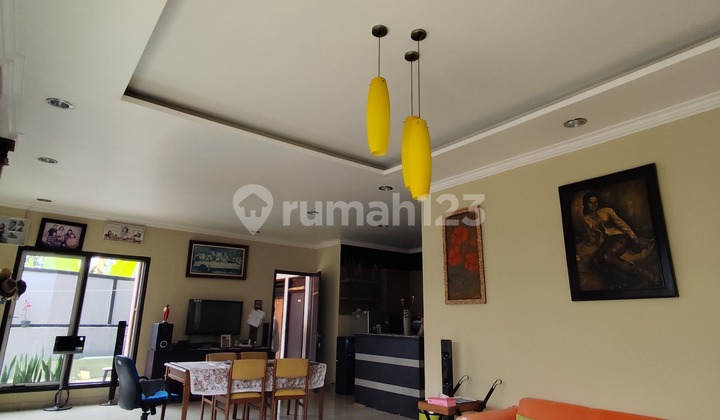 Ready-to-Live Home, Large Land, Strategic Location in Setiabudi Regency. 2