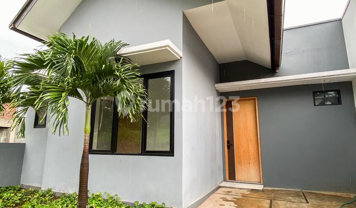 Rumah Baru Siap Huni di Komplek Awiligar Regency, Sayap Cikutra. Rumah Baru Siap Huni di Komplek Awiligar Regency, Sayap Cikutra.
