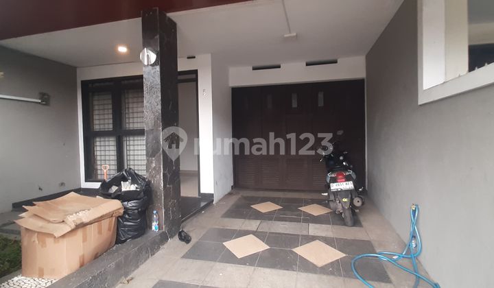 Modern House Ready to Occupancy, Strategically Located in Margahayu. 2