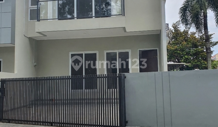 Newly Built Corner House in Villa Melati Mas