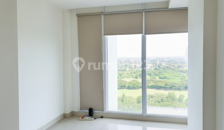 Strategic Location Apartment with Complete Facilities in BSD City Strategic Location Apartment with Complete Facilities in BSD City