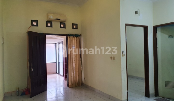 T E R S E W A Cluster Kirana Favorit Dekat Sekolah Laurensia 2