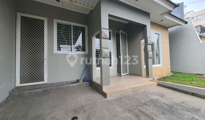 T E R S E W A Rumah Bagus Luas Nyaman 1 Lantai di Villa Melati