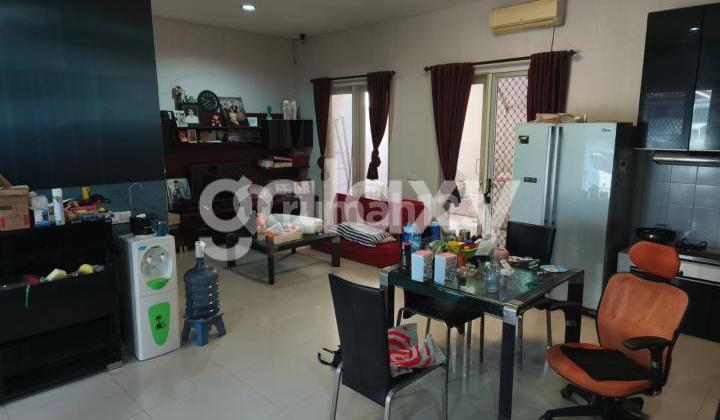 Rumah Pakuwon City San Diego 2 Lantai Hadap Selatan