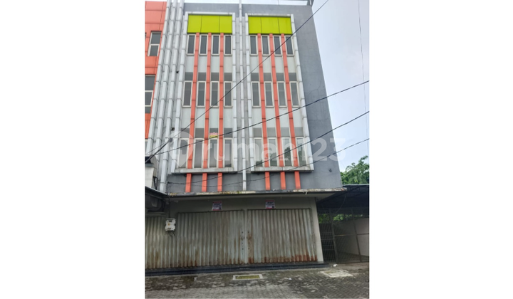 4-Storey Shop House on Raya Merr Mulyorejo, 3 Units Side by Side 2