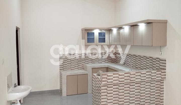 Brand New 2-Story House in Mulyosari, East-Facing 2