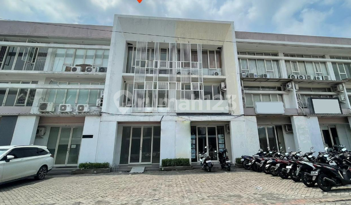 Ruko 3 Lantai Dian Istana Surabaya Barat