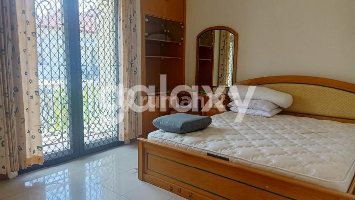 Central Park Mulyosari Surabaya 2-Story House Facing South Central Park Mulyosari Surabaya 2-Story House Facing South