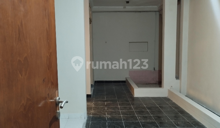 2-Story House on Jl Prapanca Suitable for Office, Business 2